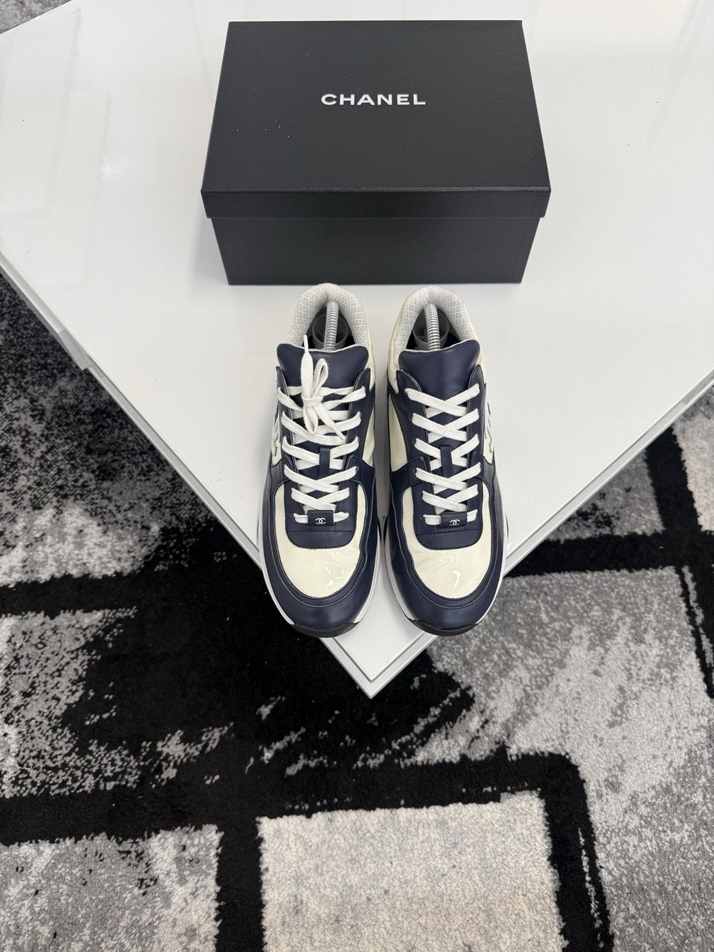 Chanel Runners UK8 (EU42)