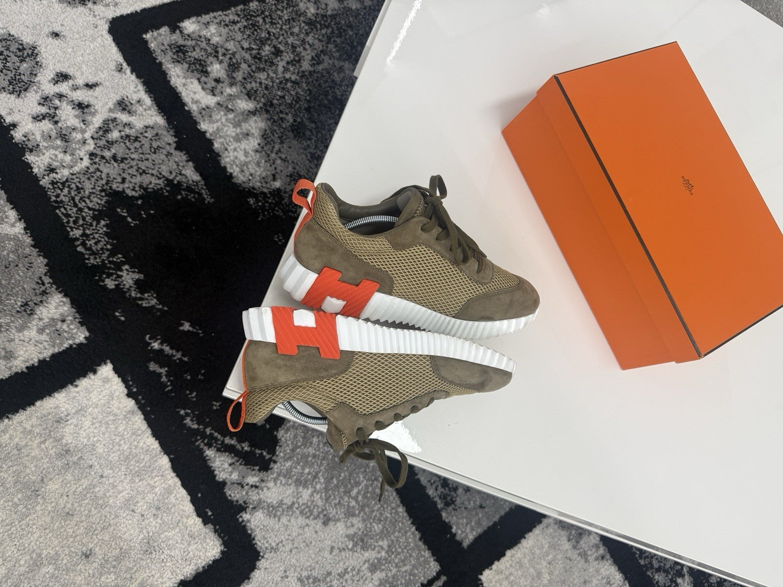 Hermes Bouncing Trainers UK7 (EU41)