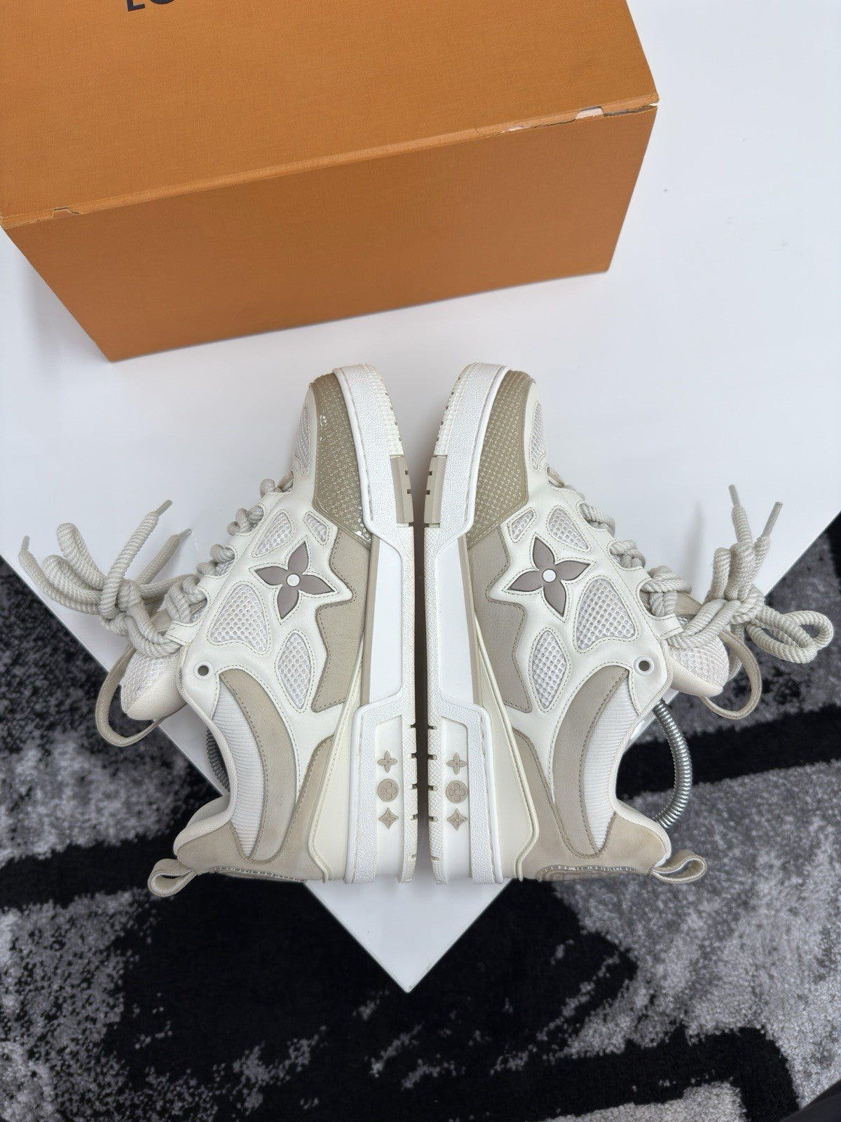 Louis Vuitton Skates LV8