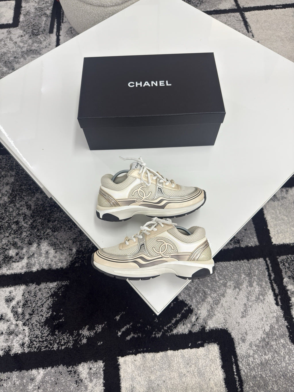 Chanel Runners UK7 (EU41)