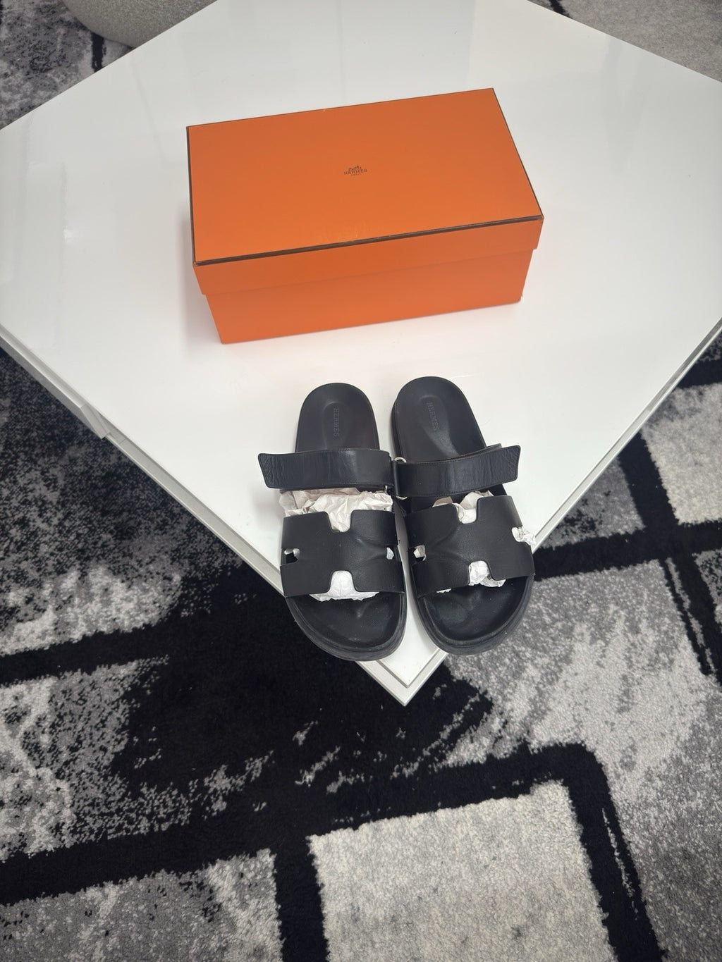 Hermes Chypre Sandals Size 41 100% Authentic