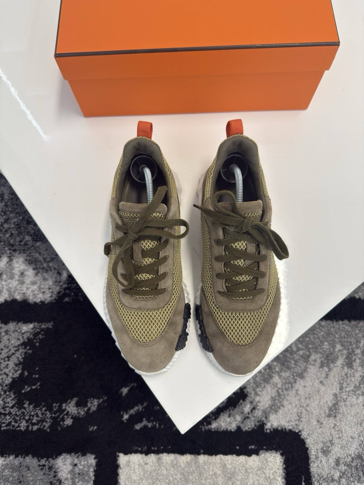 Hermes Bouncing Trainer UK7 (EU41)