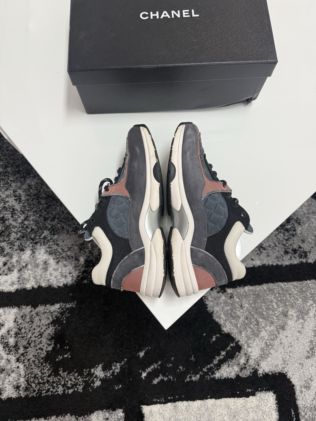 Chanel Runners UK7 (EU41)