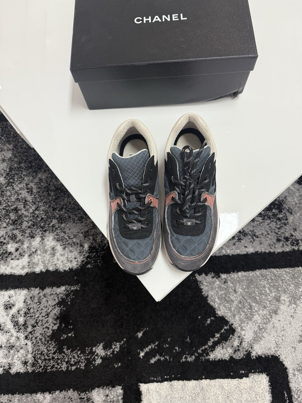 Chanel Runners UK7 (EU41)