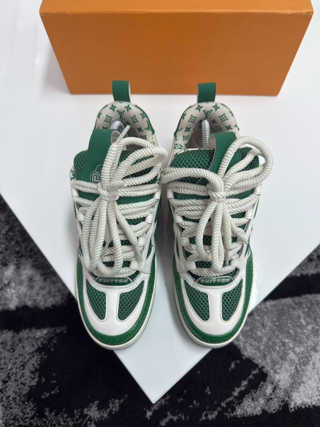 Louis Vuitton Skates LV8