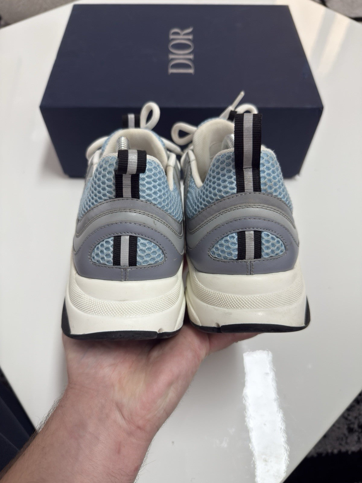 Dior B22 UK8 (EU42)