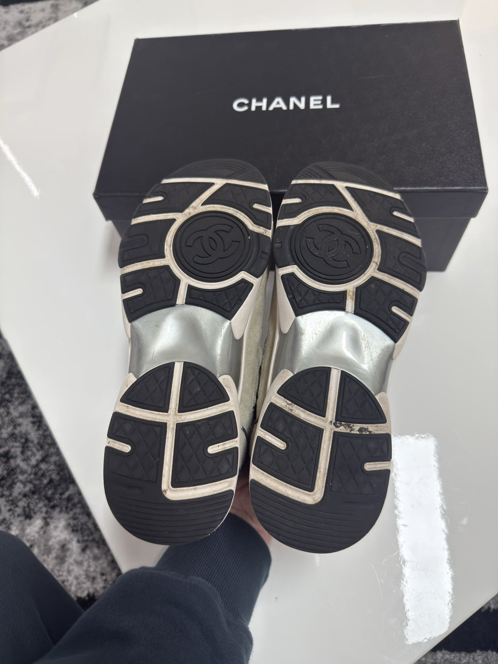 Chanel Runners UK7 (EU41)
