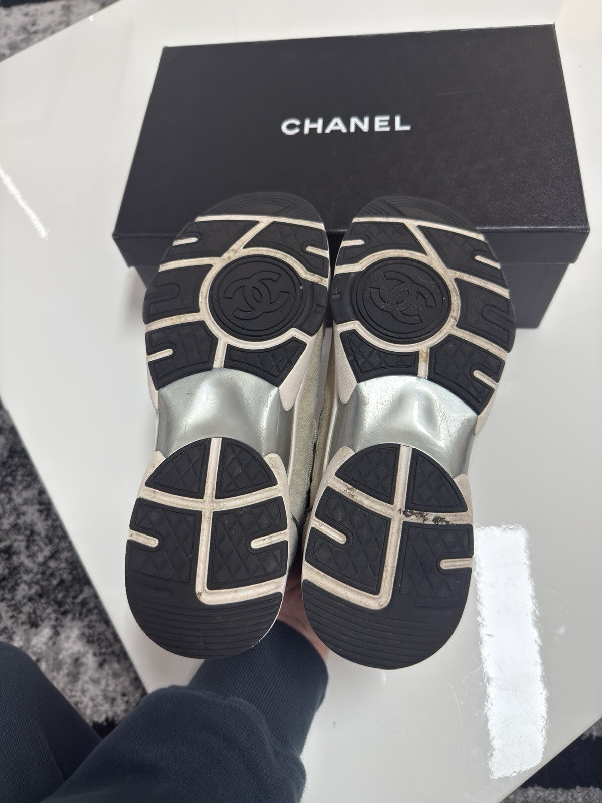 Chanel Runners UK7 (EU41)