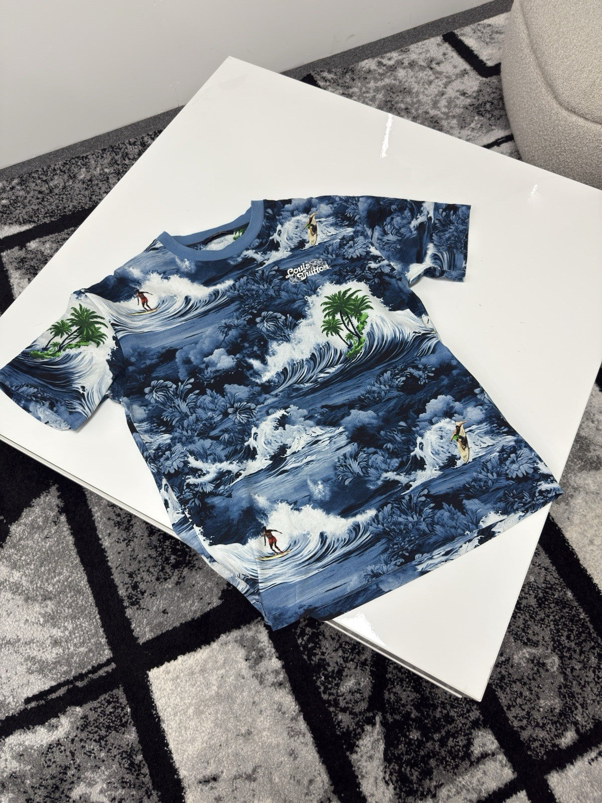 Louis Vuitton Surfer Tshirt Large