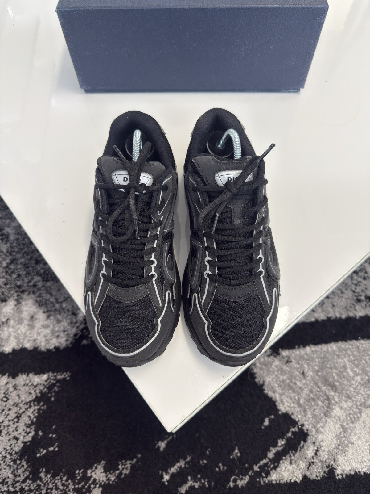 Dior B30 UK7.5 (EU41.5)