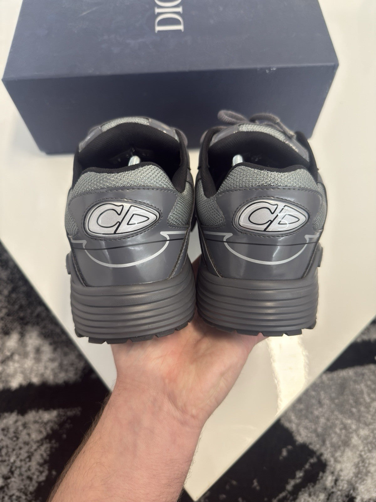 Dior B30 UK10 (EU44)