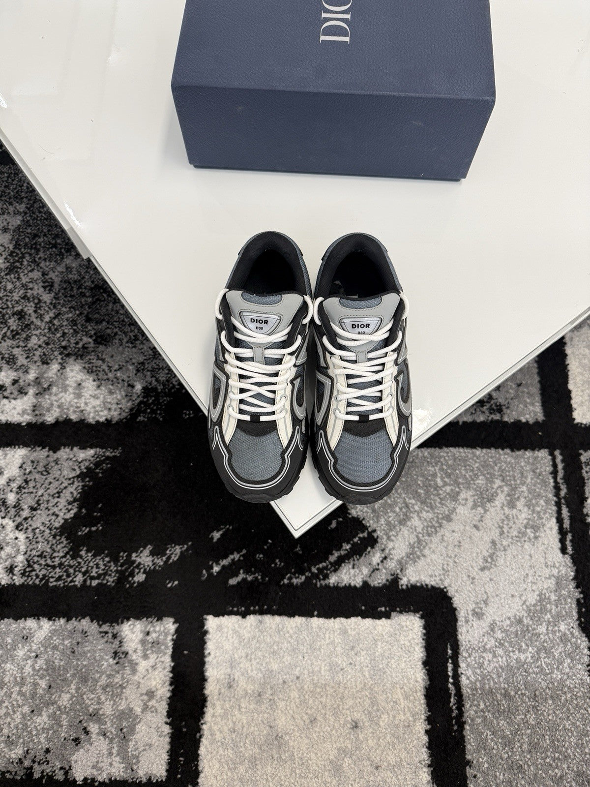 Dior B30 UK7 (EU41)