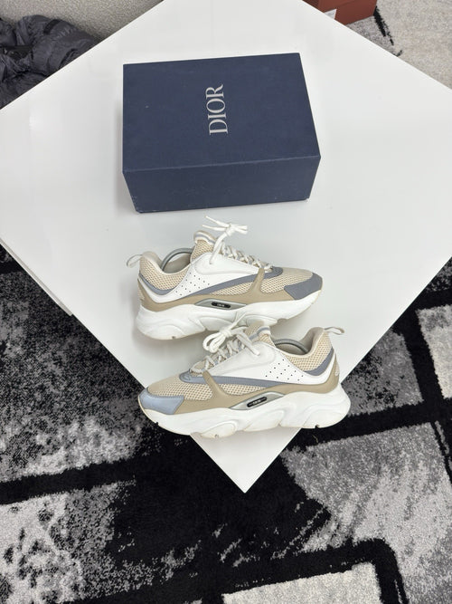 Dior B22 UK12 (EU46)