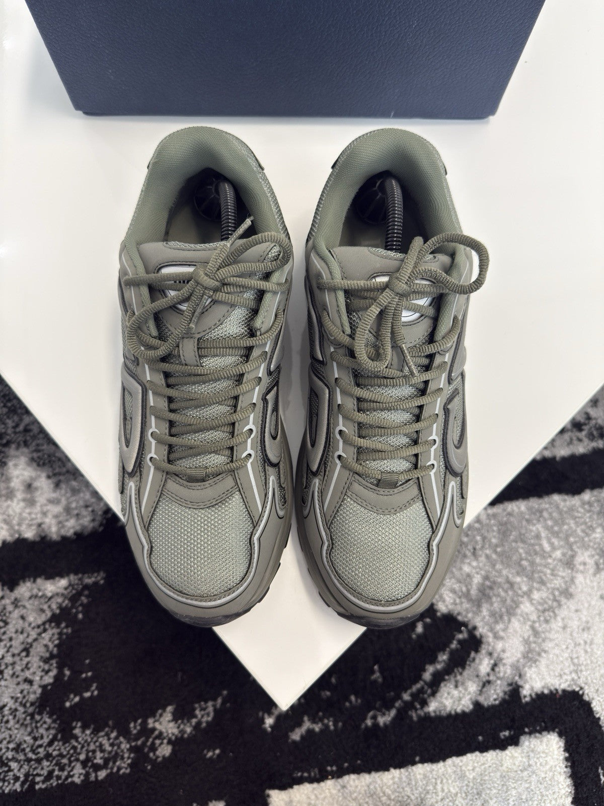 Dior B30 UK 11 (EU45)