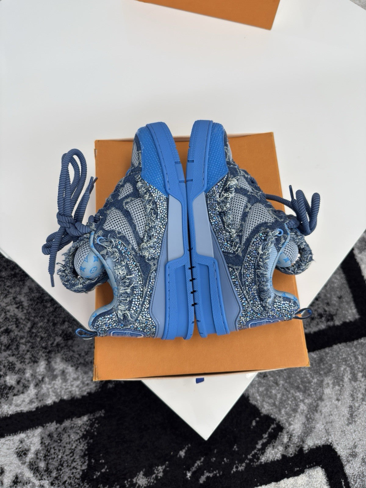 Louis Vuitton Swarovski Skate LV7.5