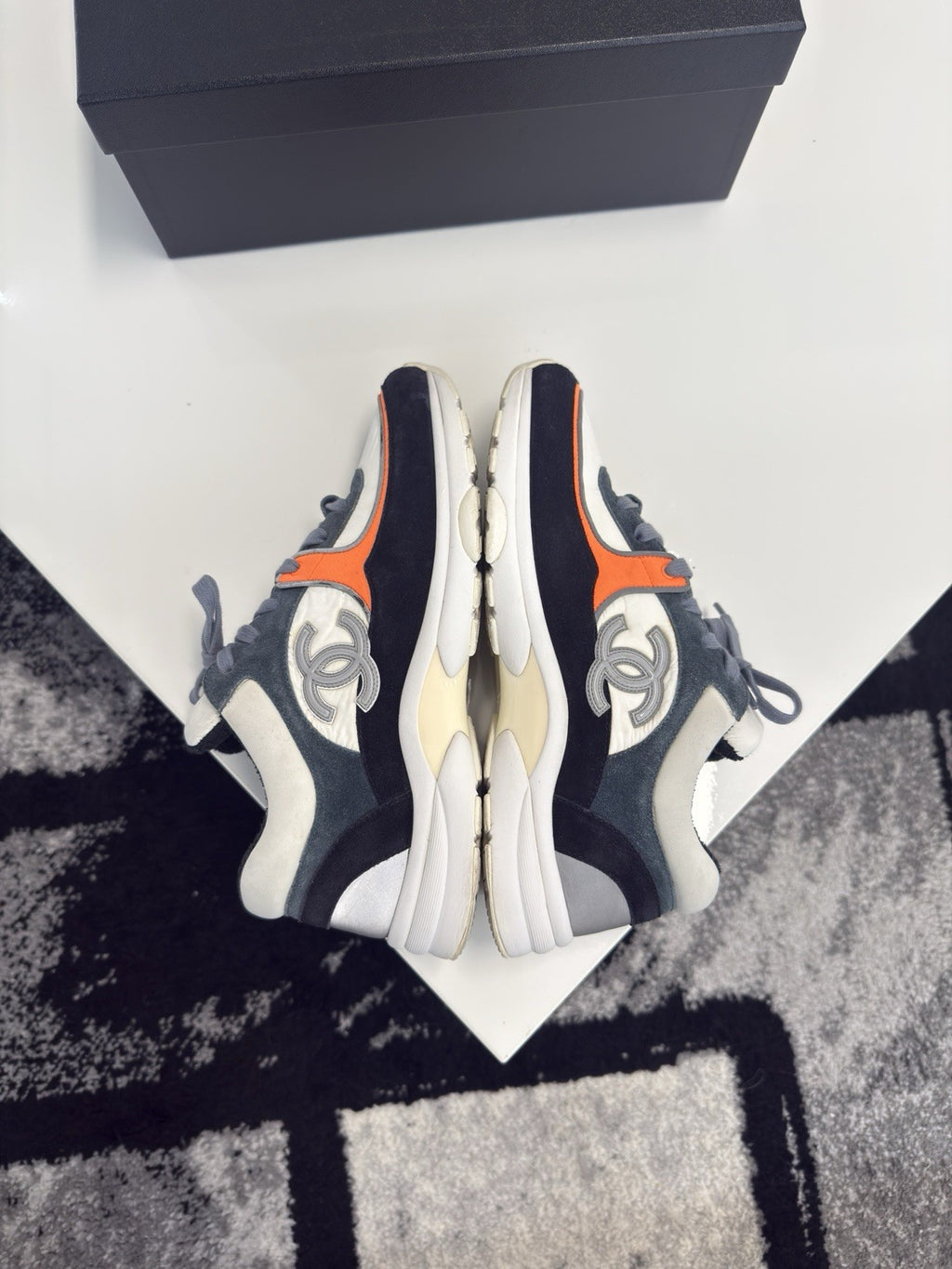 Chanel Runners UK8 (EU42)