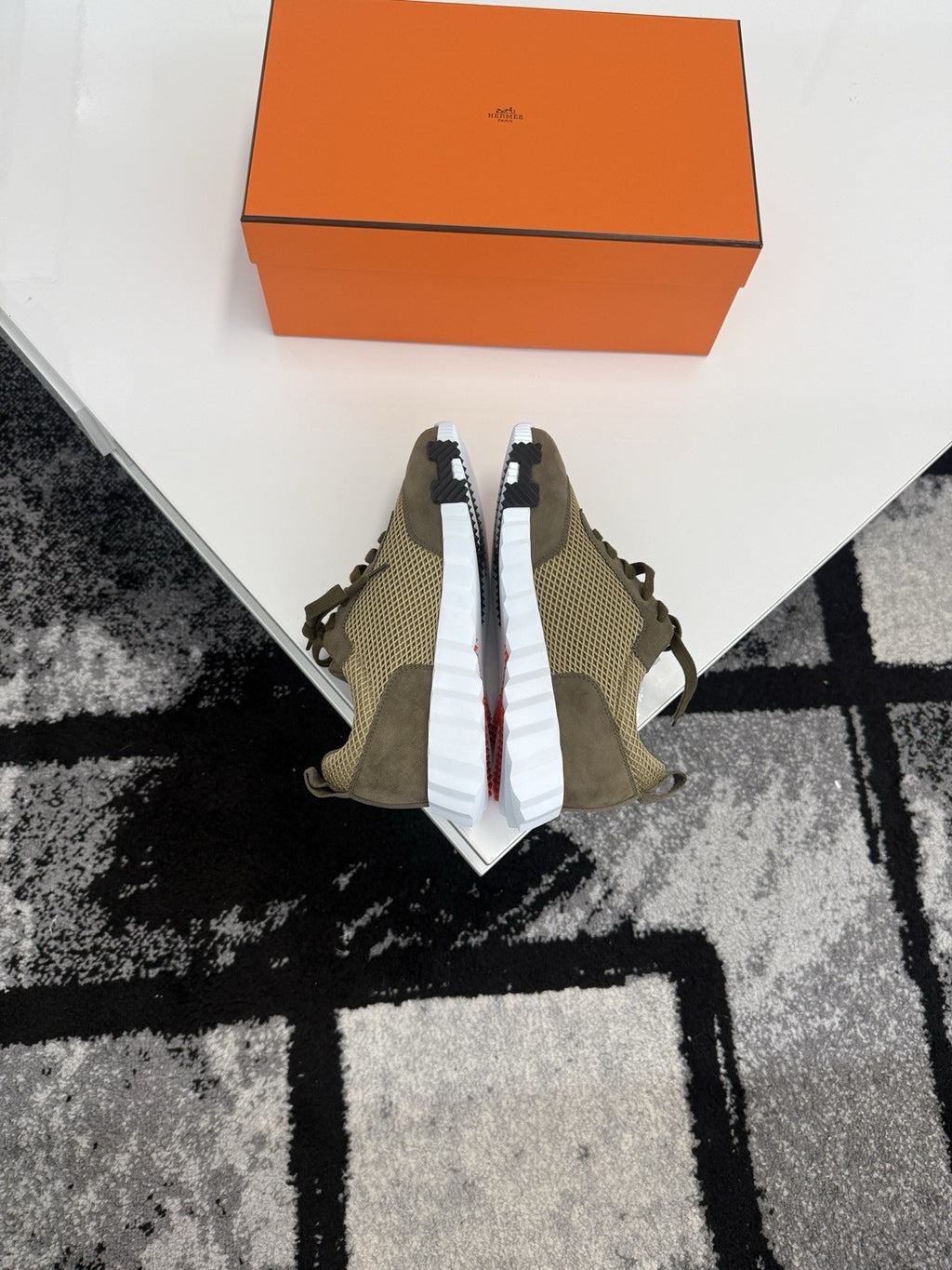 Hermes Bouncing Trainers UK5.5 (EU39.5)