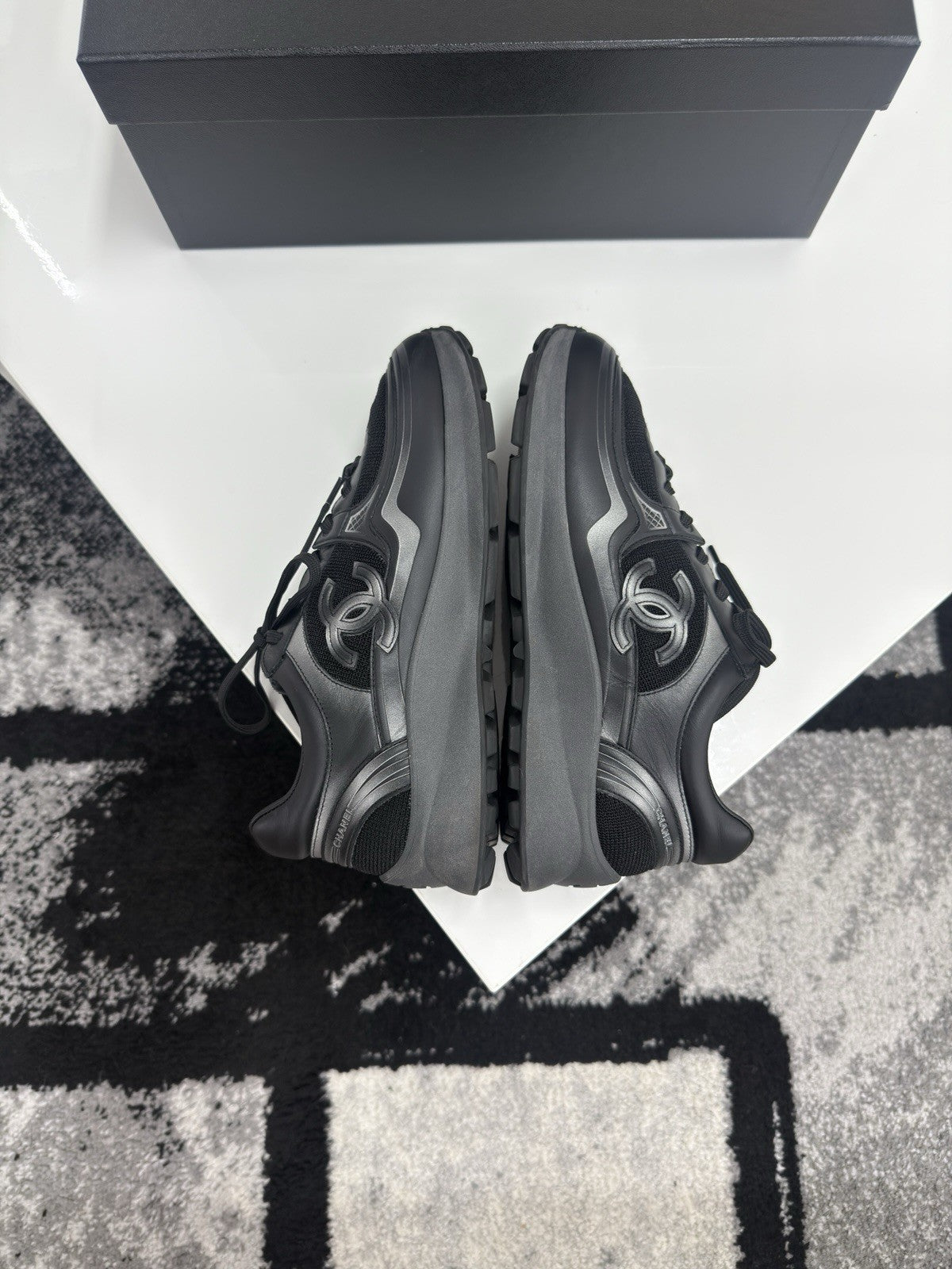 Chanel Runners UK7