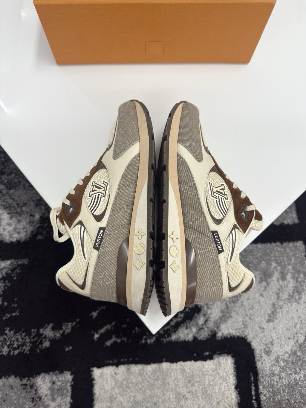 Louis Vuitton Runaways LV7.5