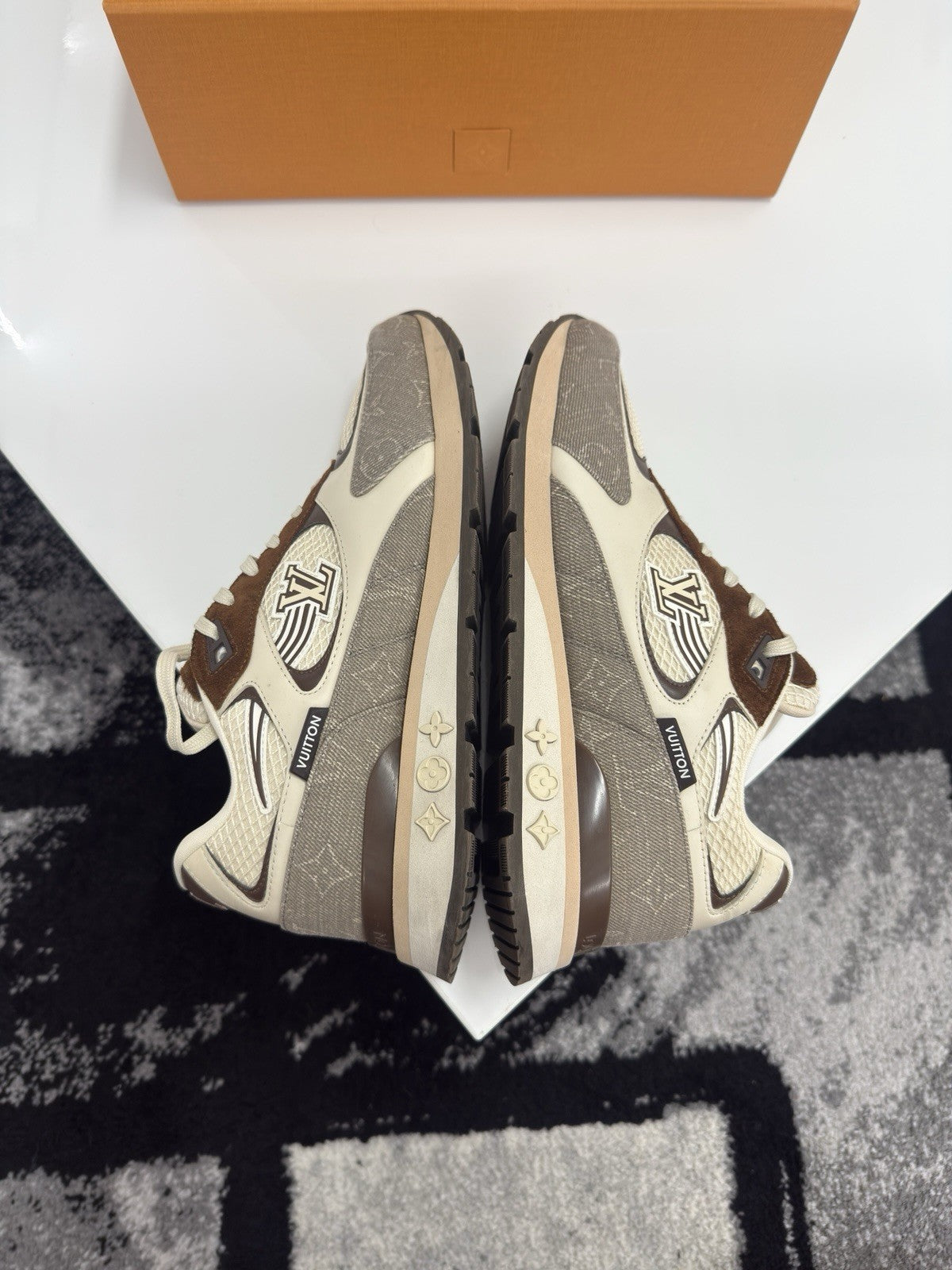 Louis Vuitton Runaways LV7.5