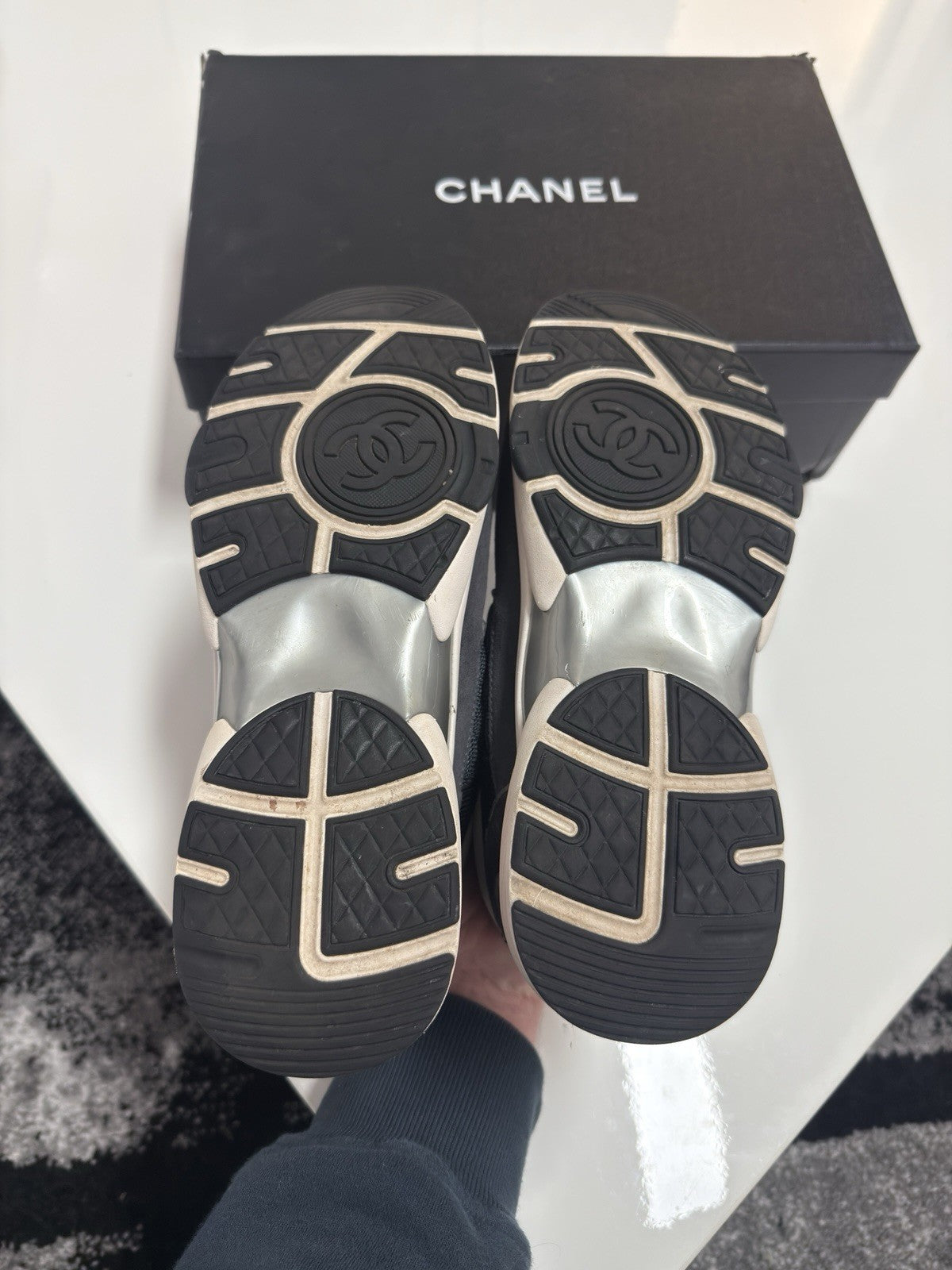 Chanel Runners UK7 (EU41)