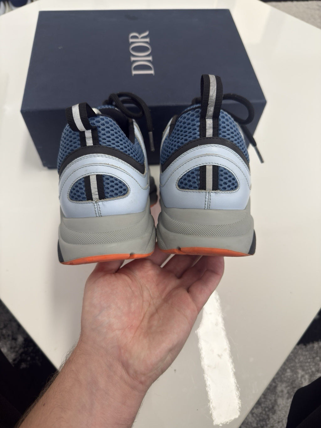 Dior B22 UK9 (EU43)