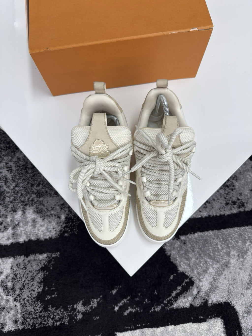 Louis Vuitton Skates LV8