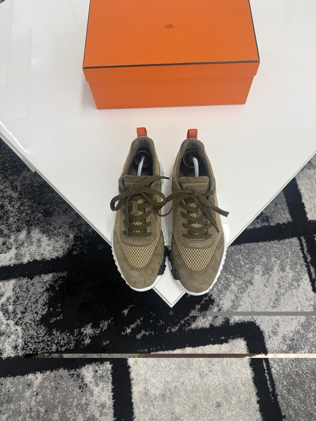 Hermes Bouncing Trainers UK7 (EU41)