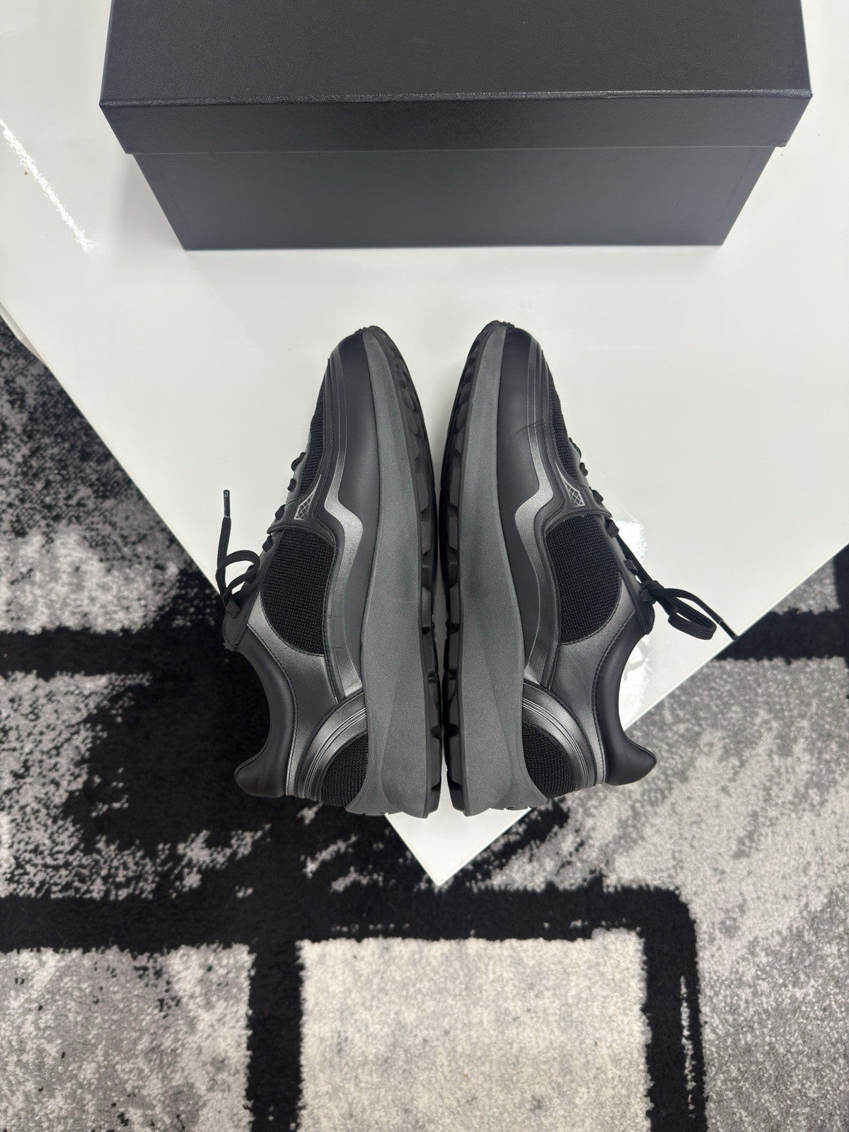 Chanel Runners UK7