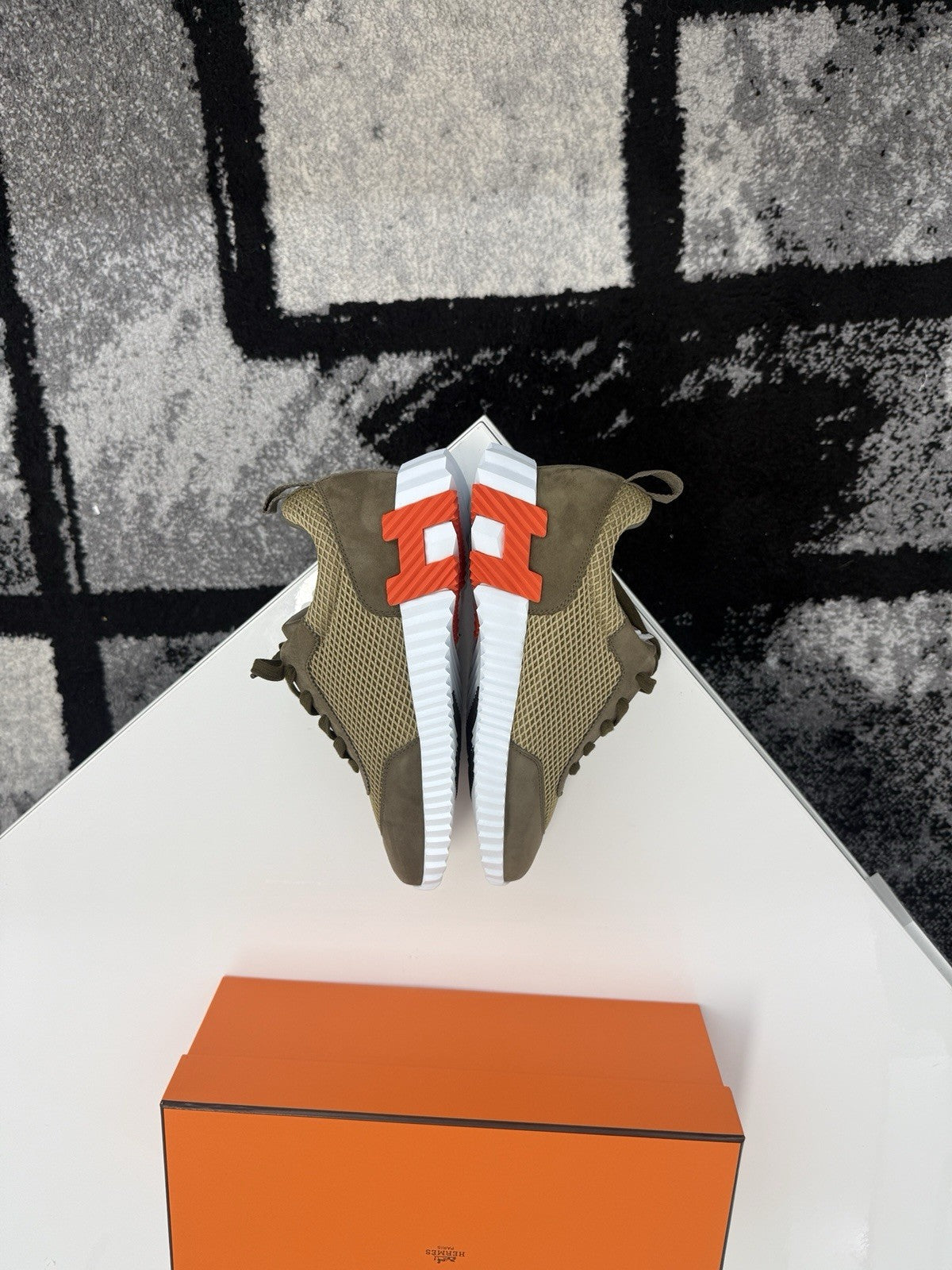 Hermes Bouncing Trainers UK5.5 (EU39.5)