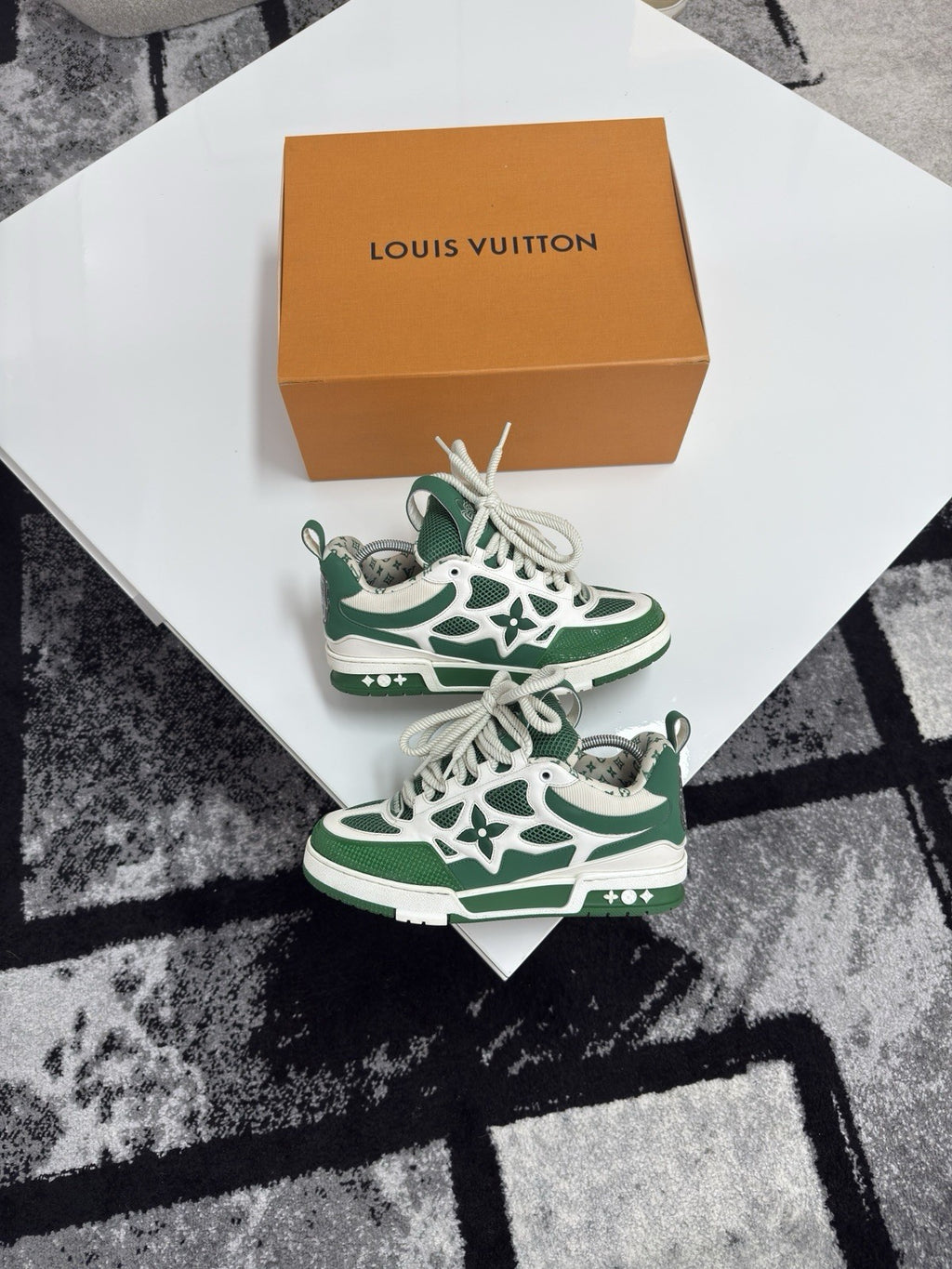 Louis Vuitton Skates LV8