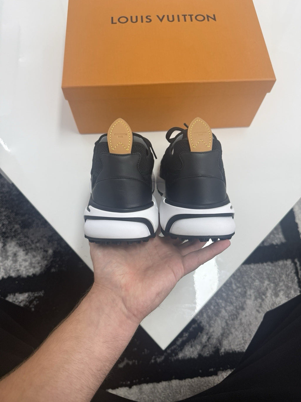 Louis Vuitton Tatic LV7