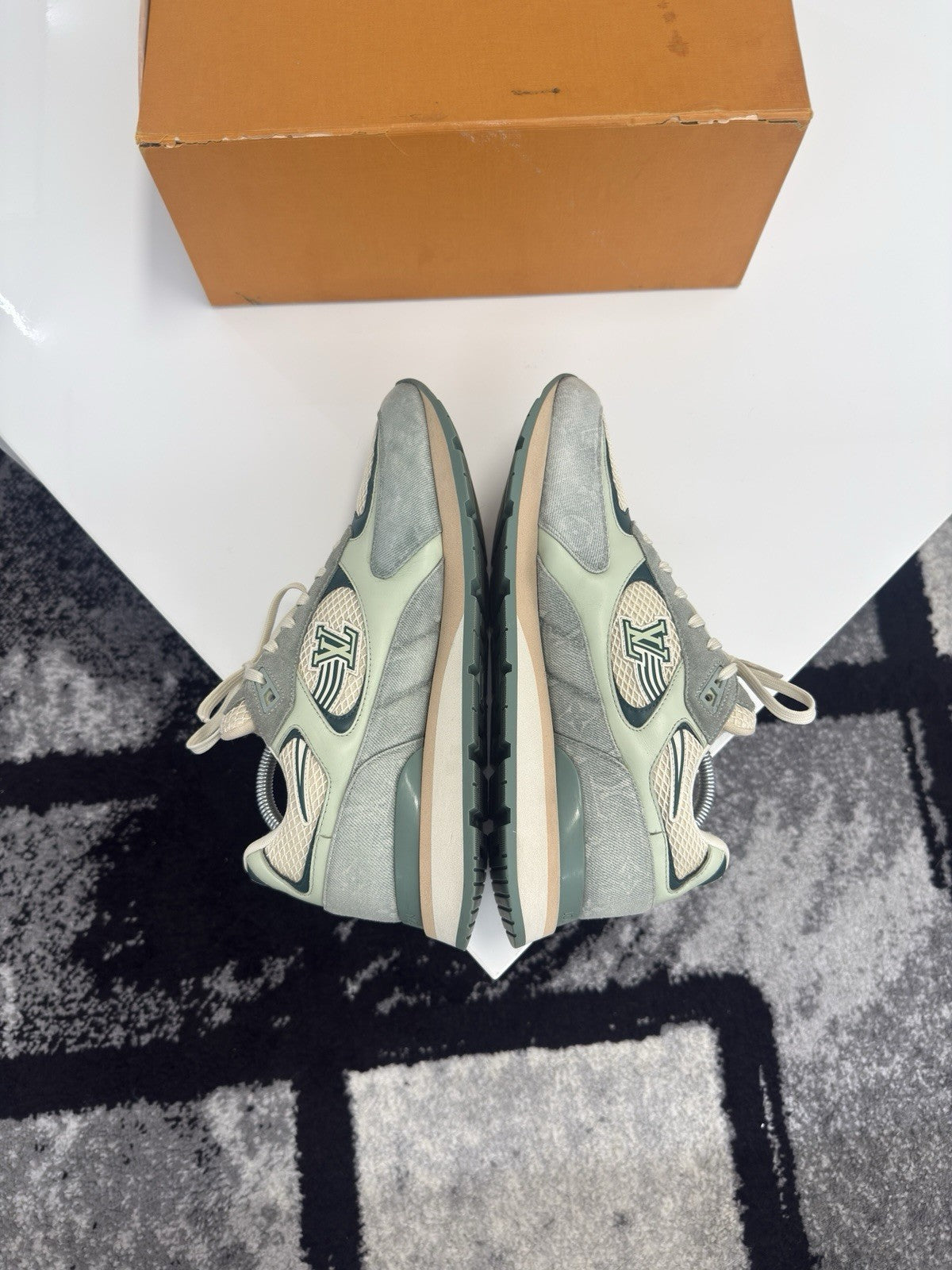 Louis Vuitton Runaways LV8.5