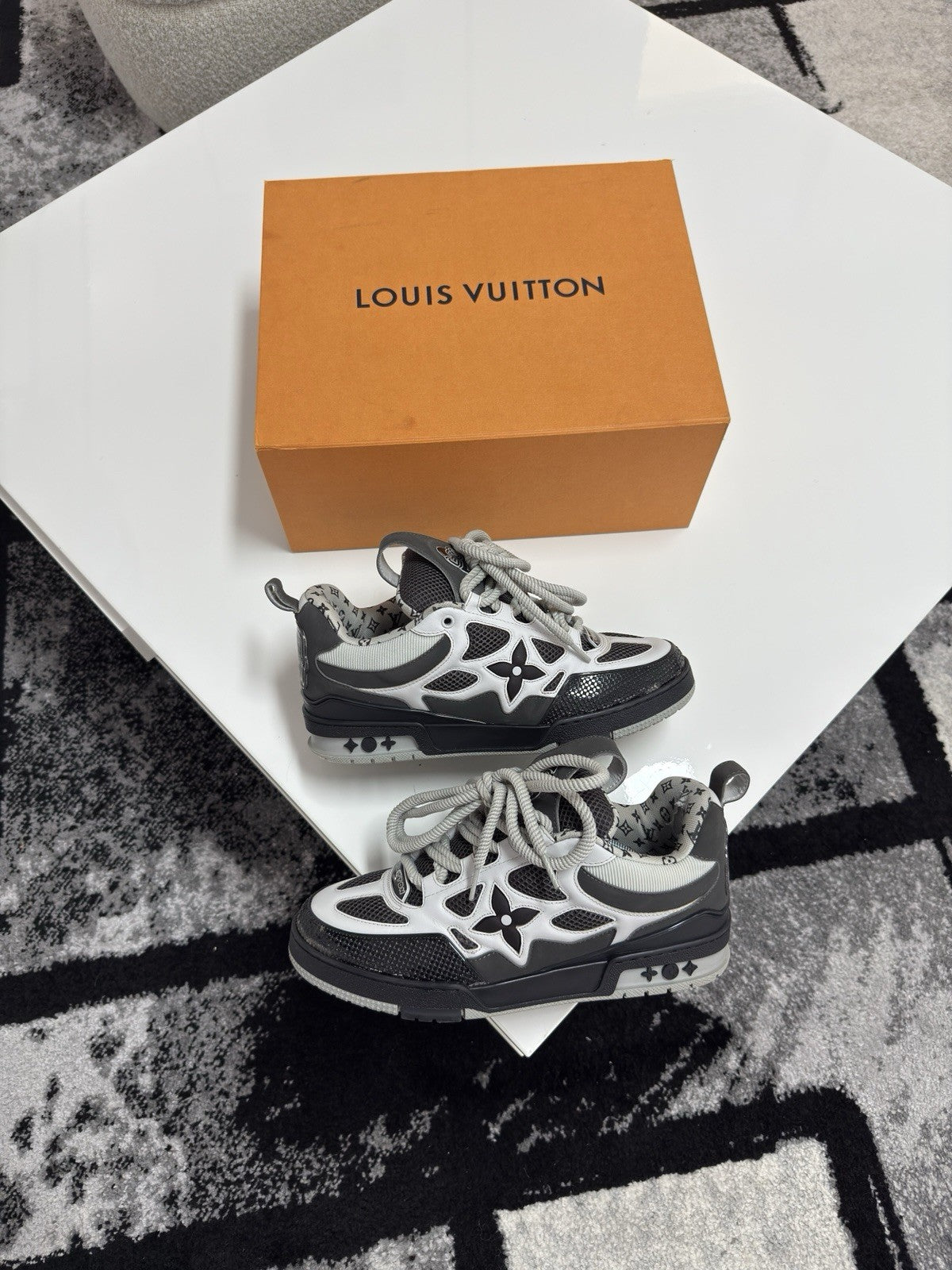 Louis Vuitton Skates LV8