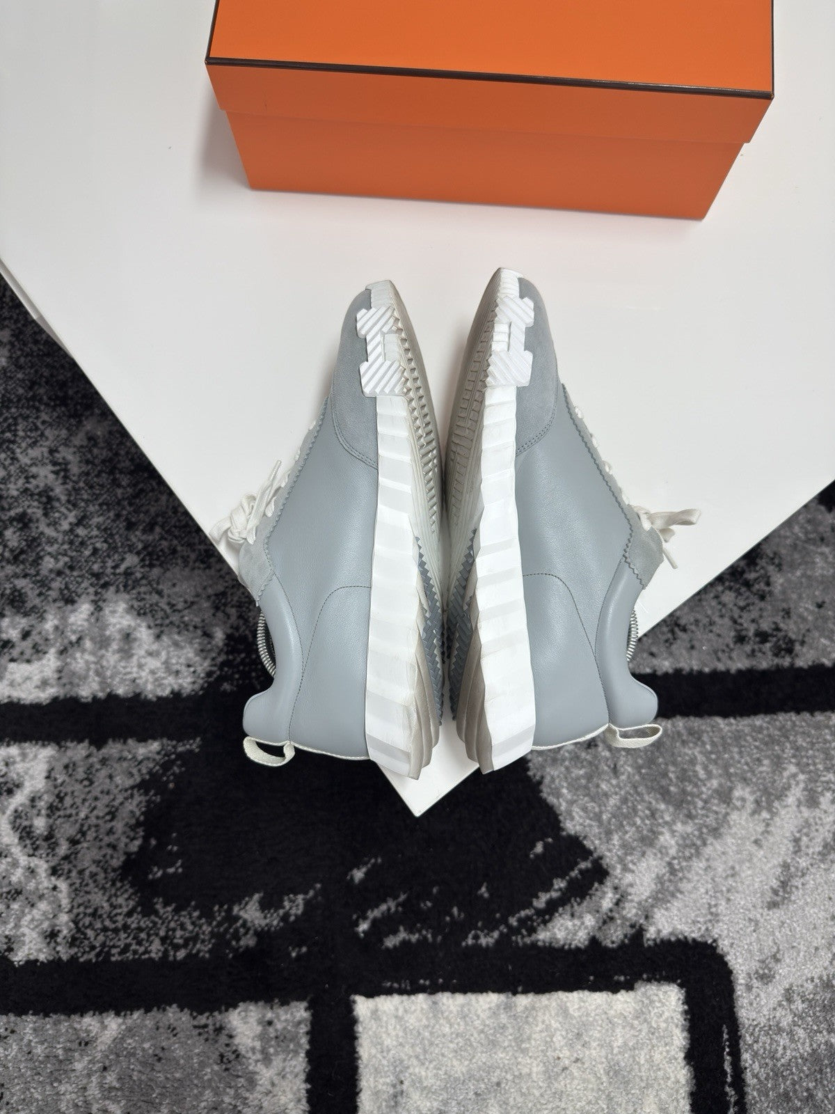 Hermes Bounce Trainers UK10