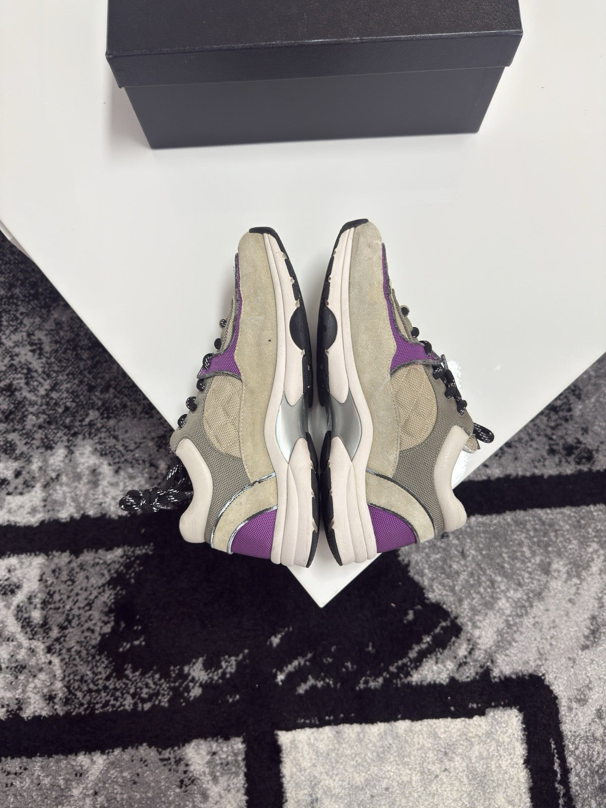 Chanel Runners UK7 (EU41)