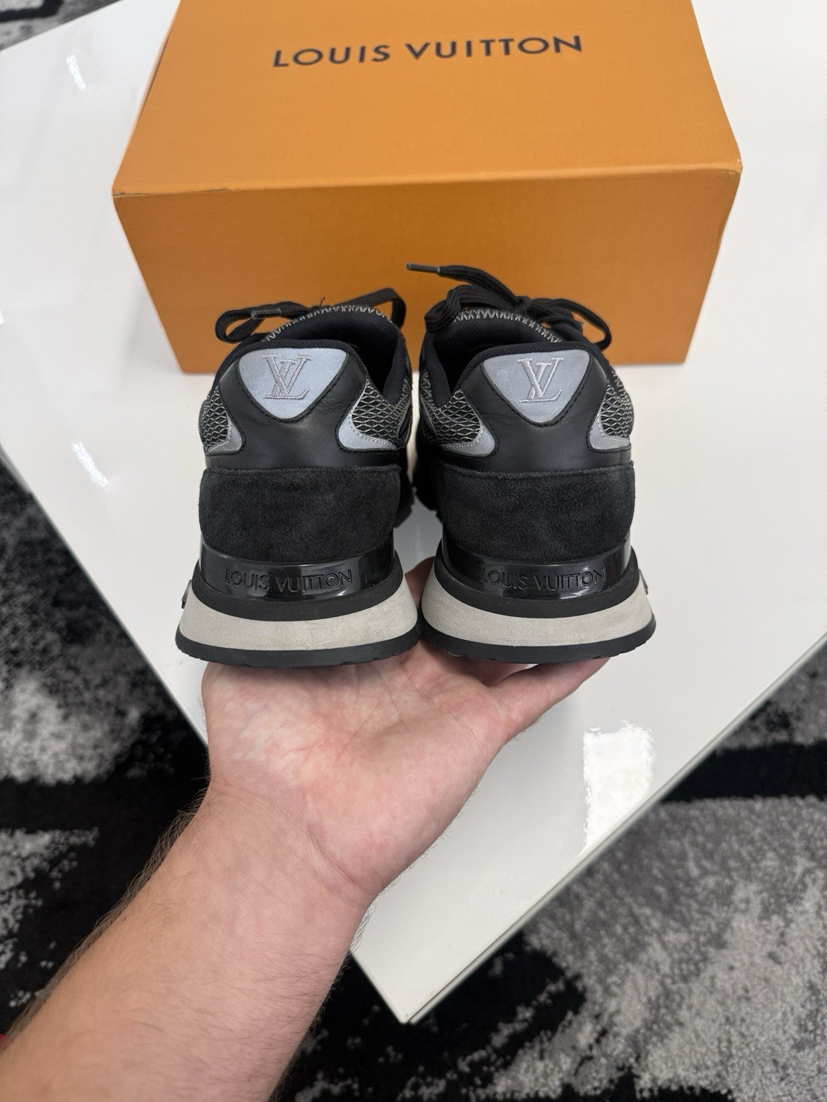Louis Vuitton Runaways LV6