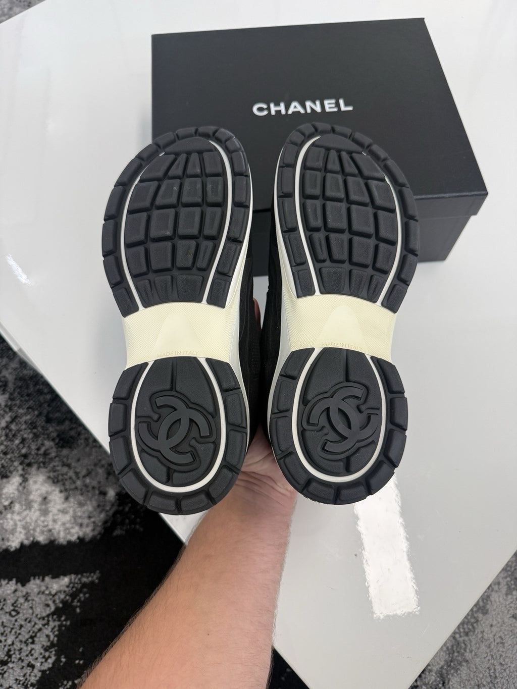 Chanel Runners UK8 (EU42)