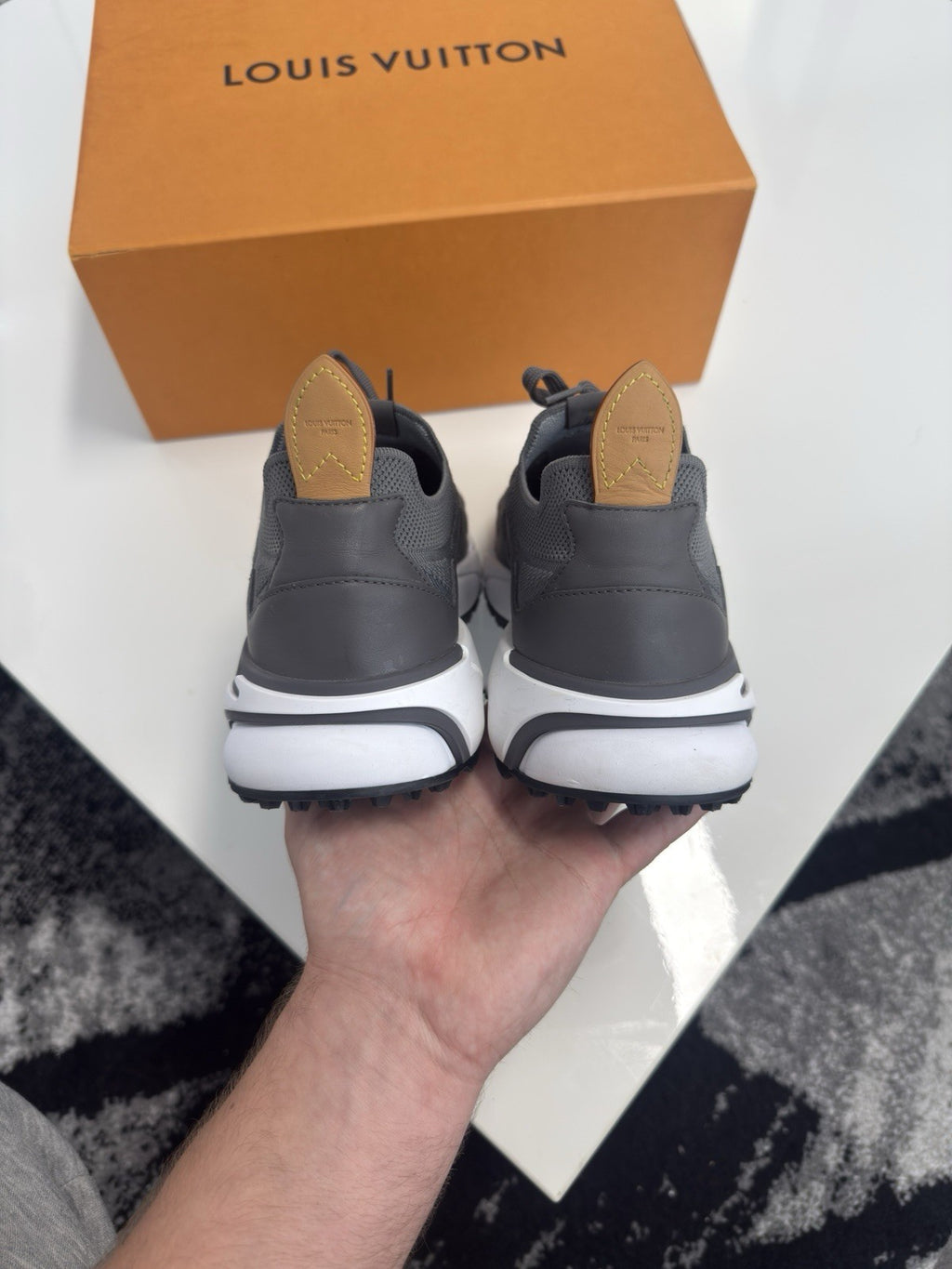 Louis Vuitton Tatic LV7