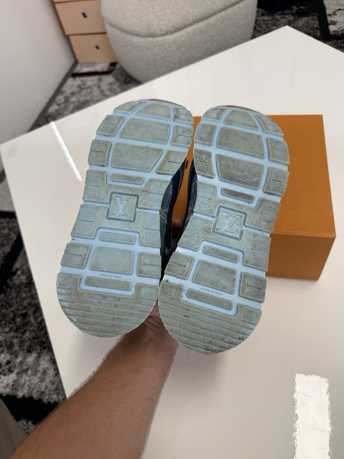 Louis Vuitton Runaway LV6