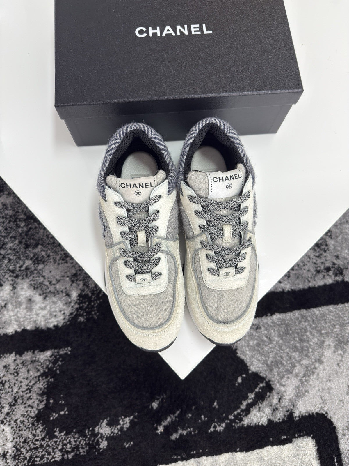 Chanel Runners UK6.5 (EU40.5)