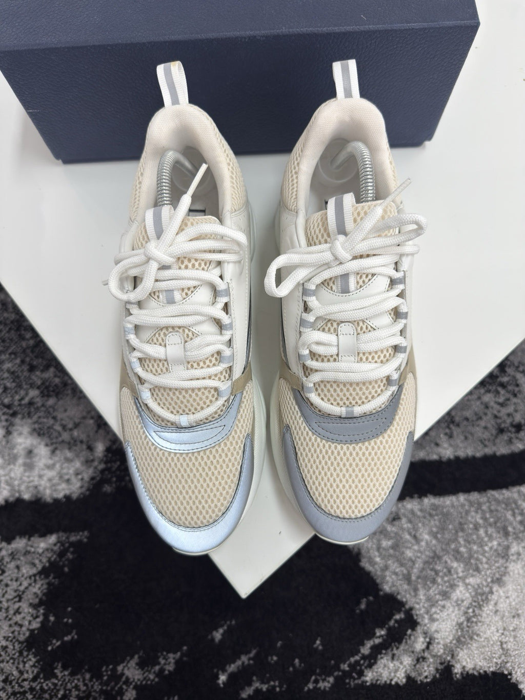 Dior B22 UK10.5 (EU44.5)