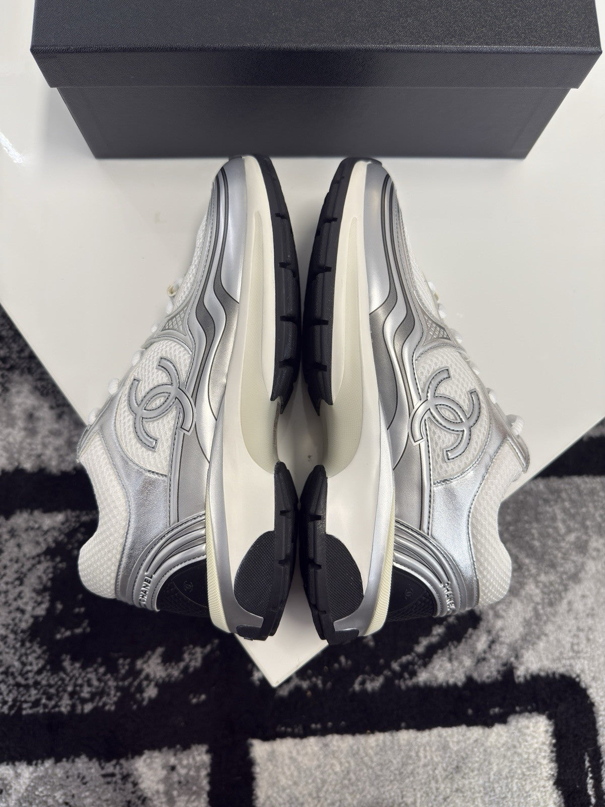 Chanel Trainers UK7 (EU40)