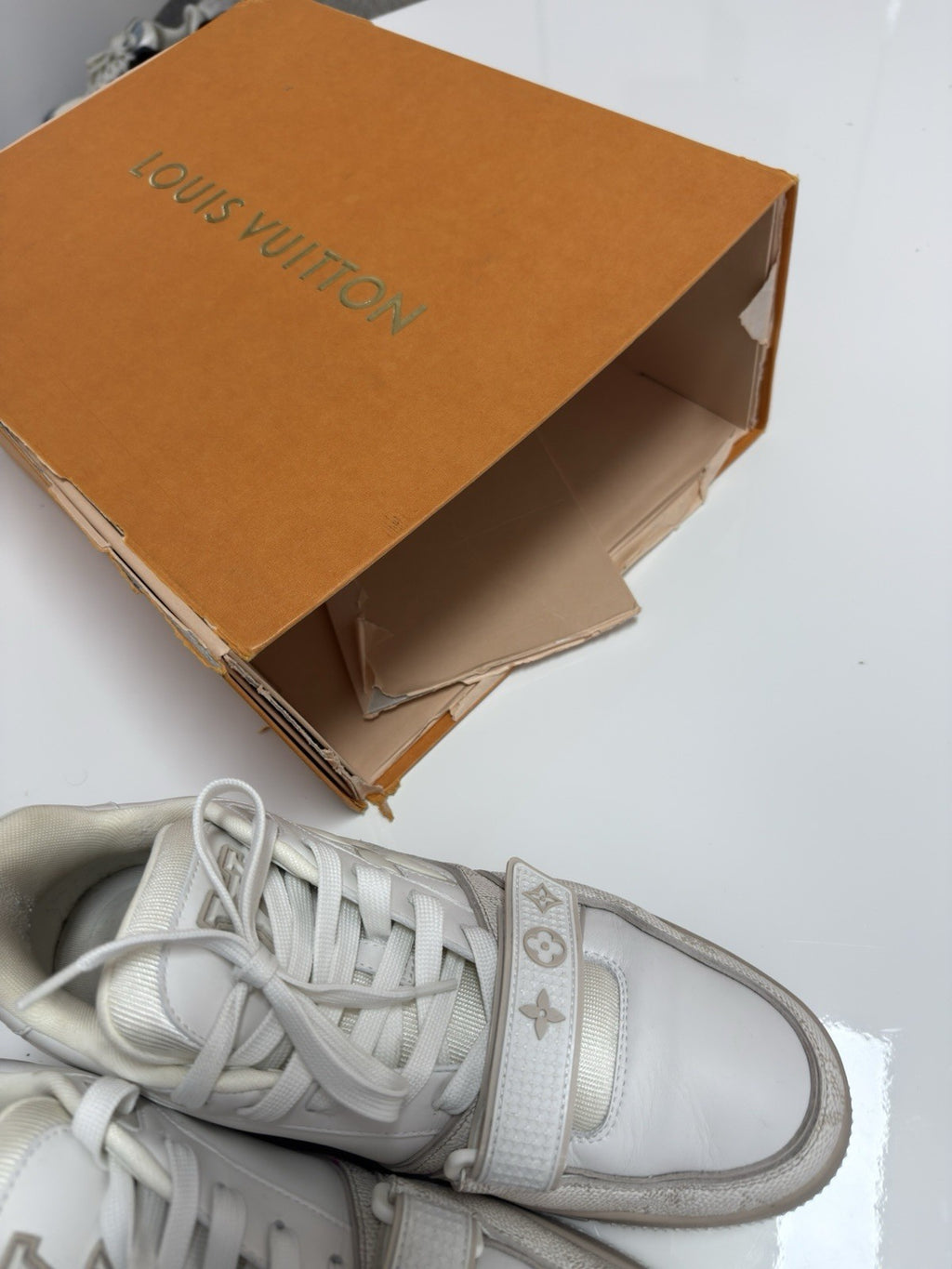Louis Vuitton Trainers LV8