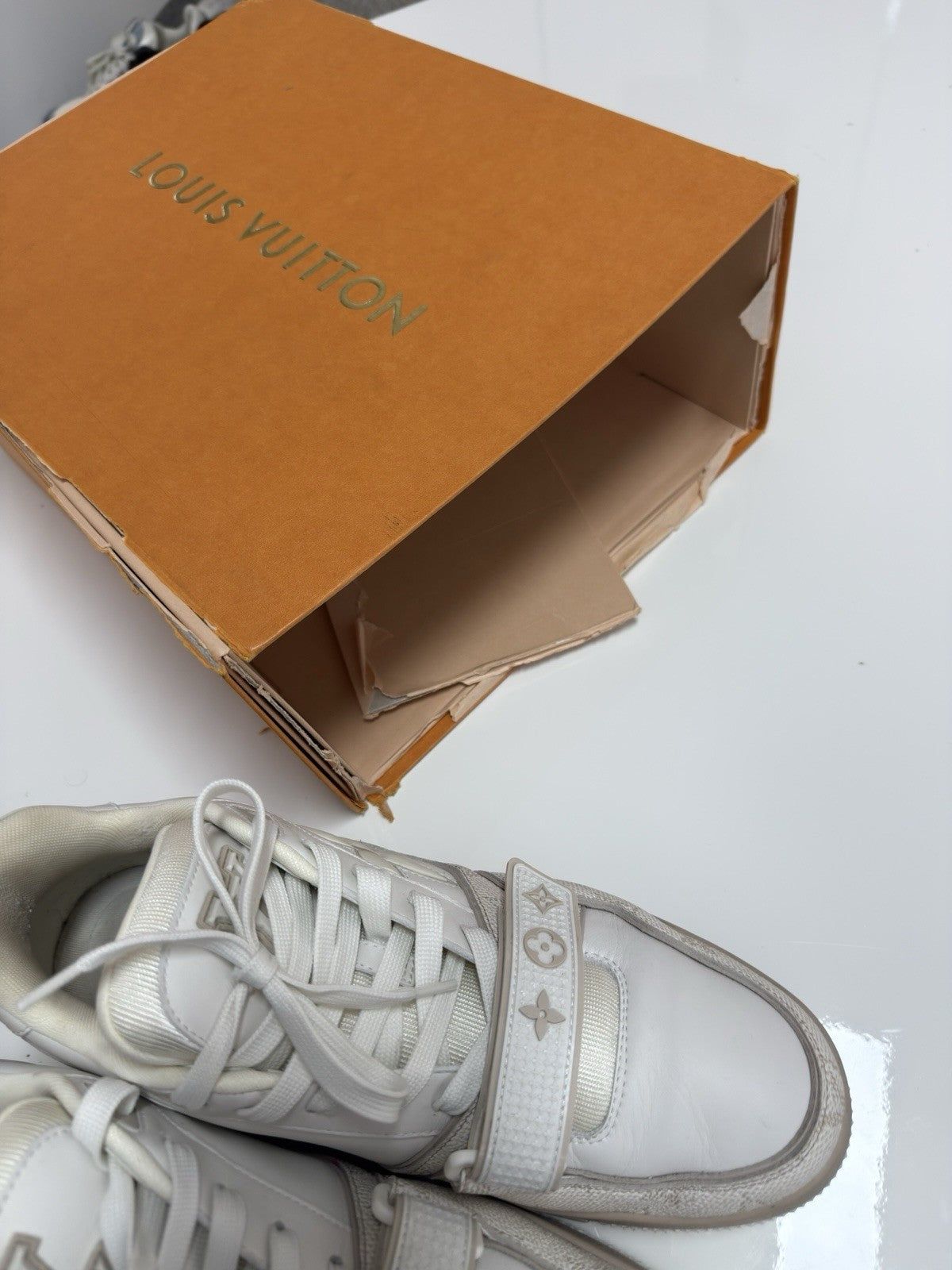 Louis Vuitton Trainers LV8