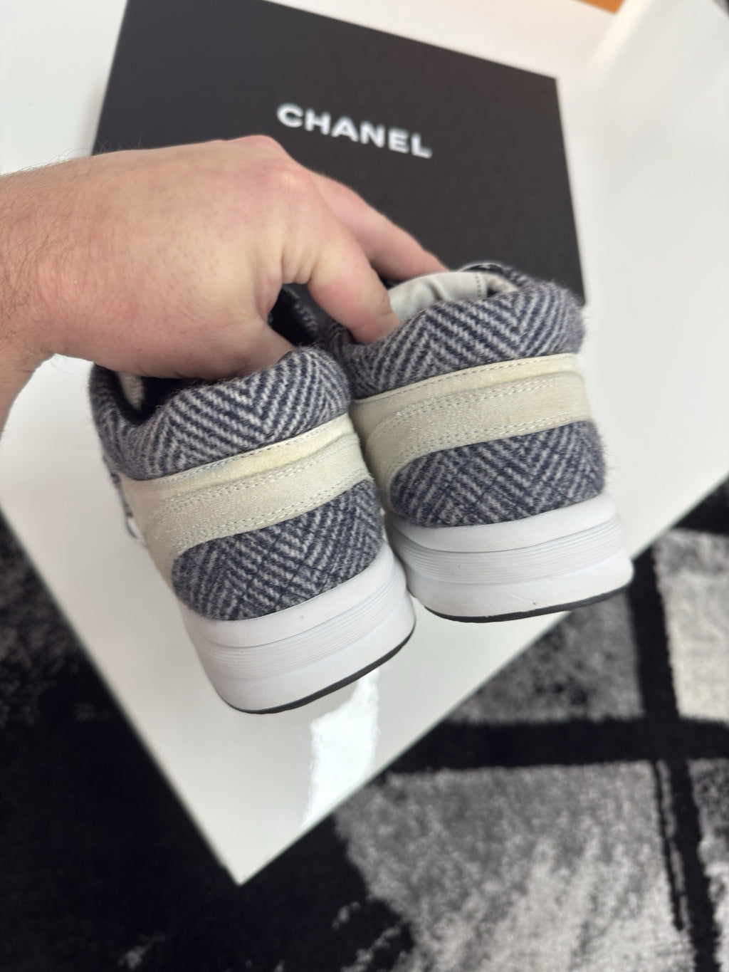 Chanel Runners UK6.5 (EU40.5)