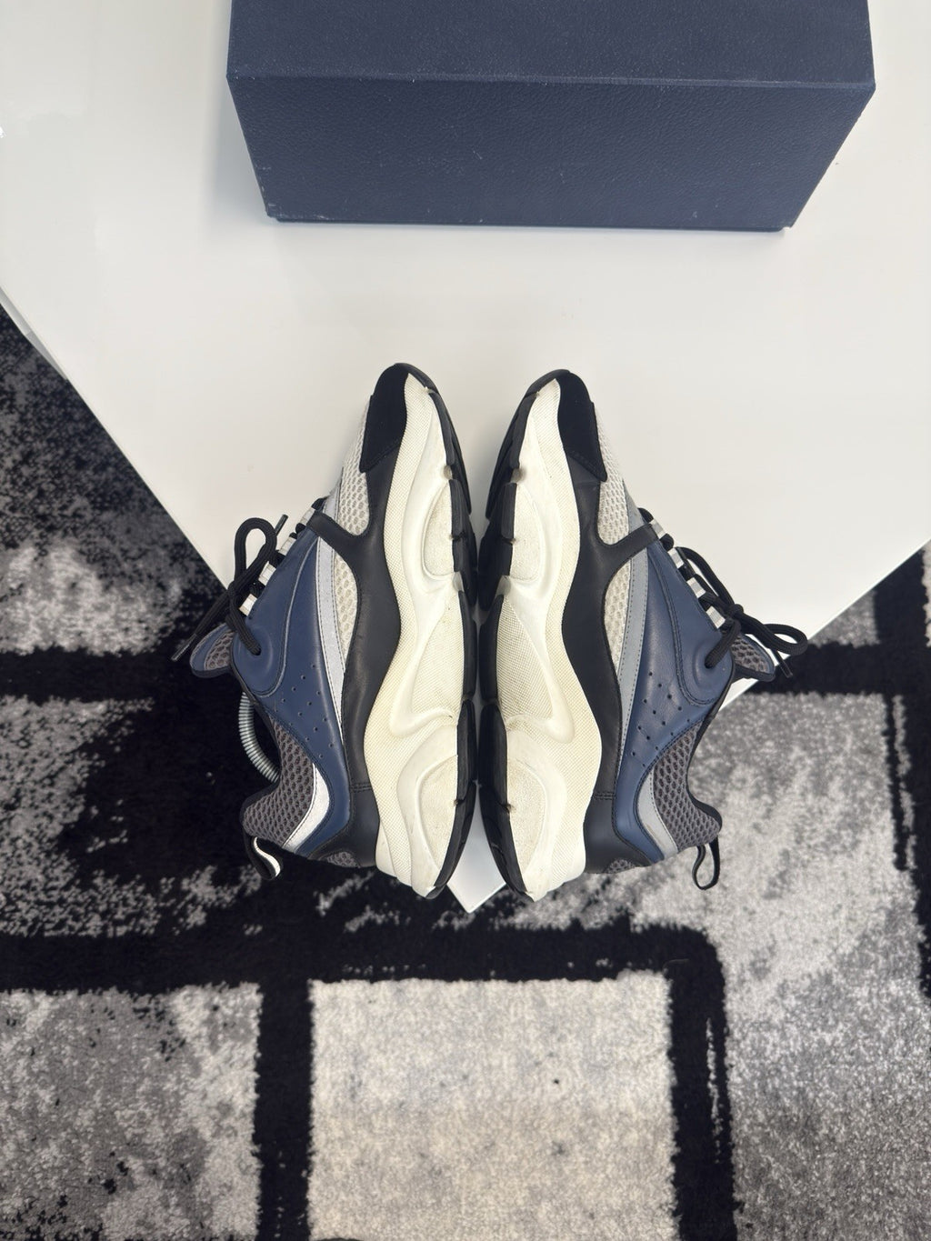 Dior B22 UK7 (EU41)