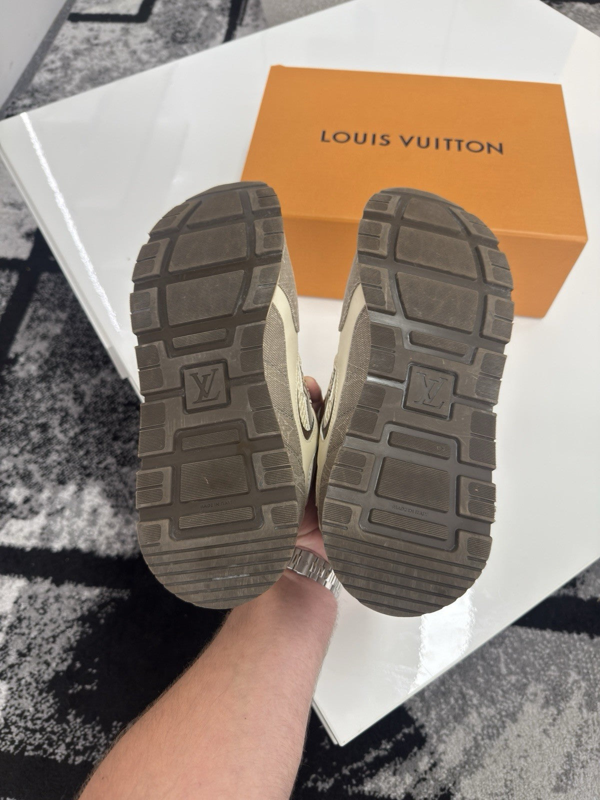 Louis Vuitton Runaways LV7.5