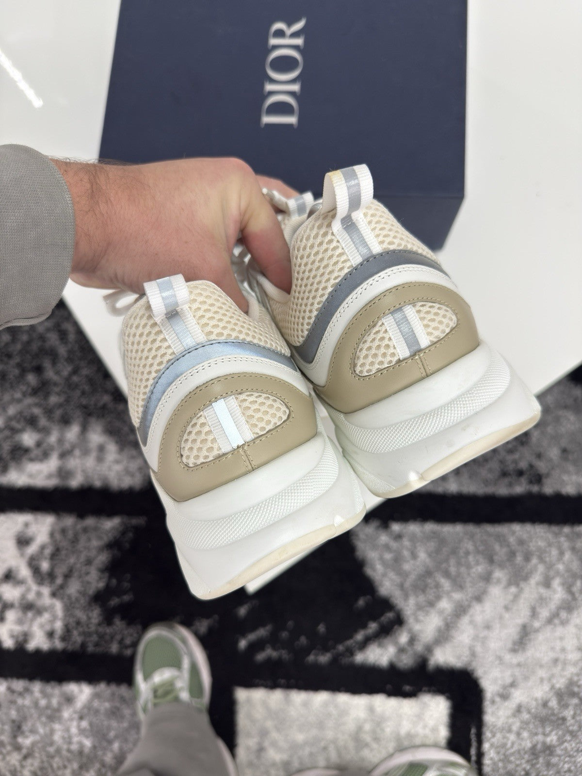 Dior B22 UK10.5 (EU44.5)