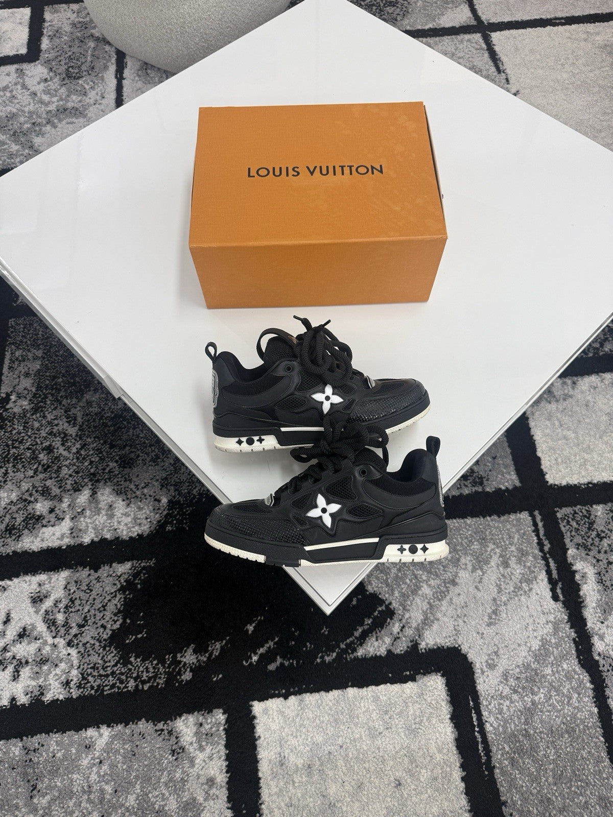 Louis Vuitton Skates LV8